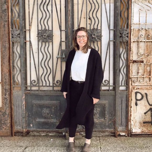 Meet your Posher, Megan - Picture 1 of 1